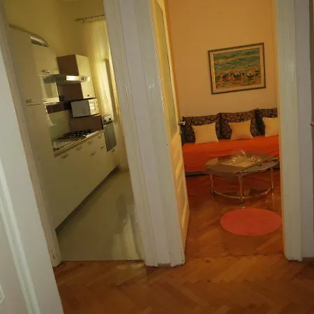 Vrlic 4*