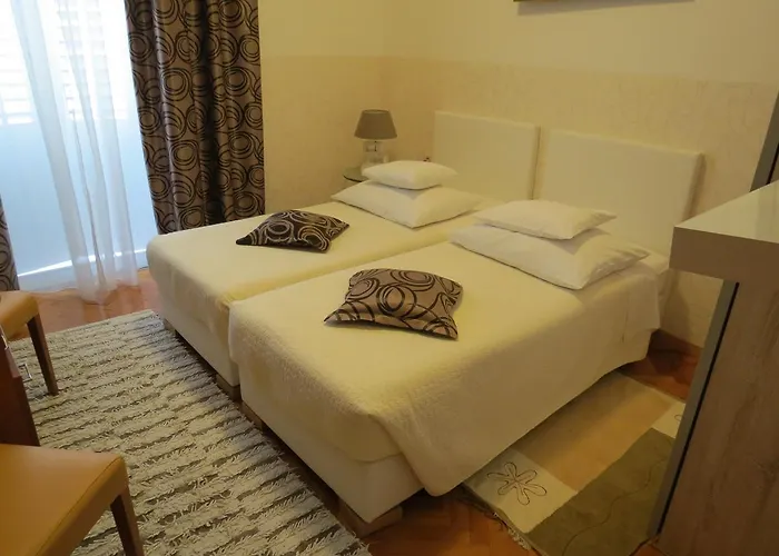 Vrlic Гостевой дом 3*