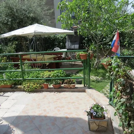 בית הארחה Vrlic